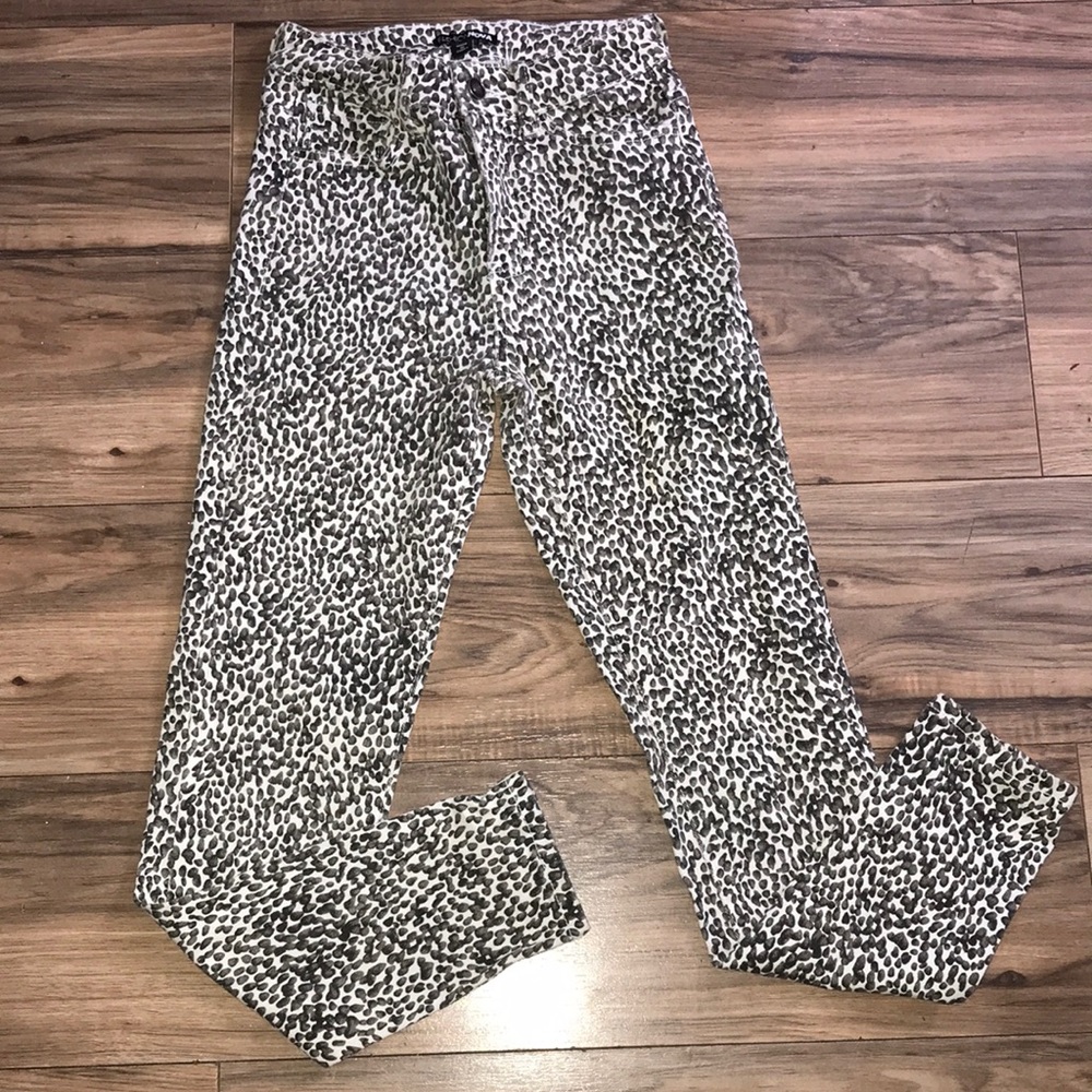 Fashion Nova animal print jeans size 3